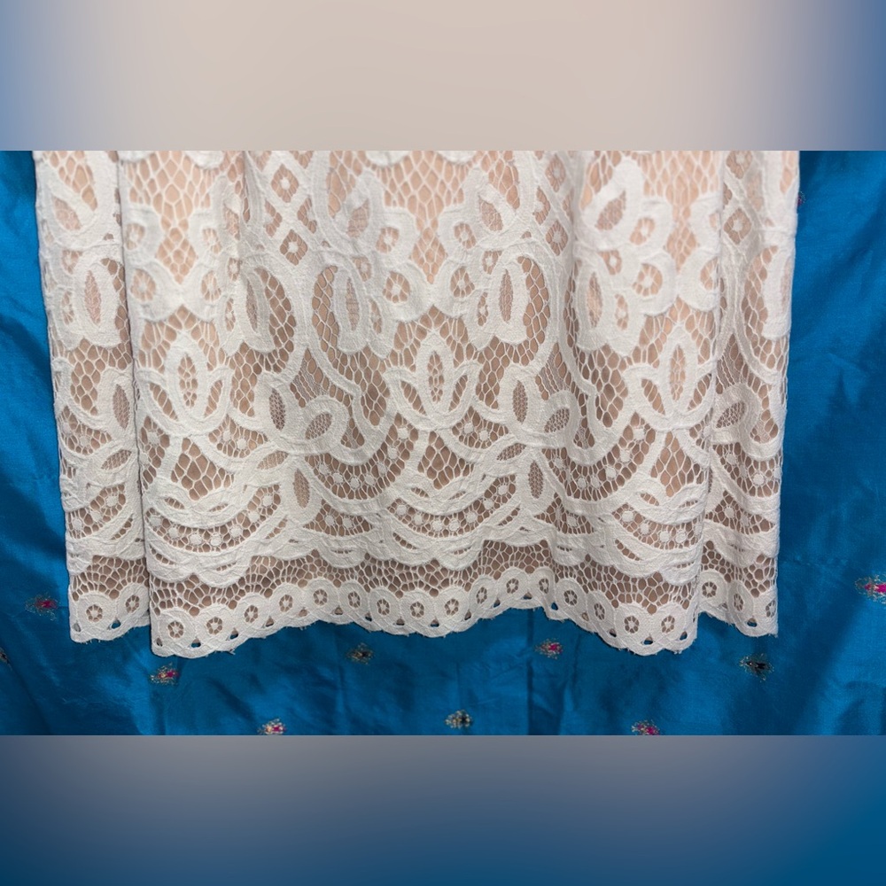 Eliza J Cream lace overlay 3/4 bell sleeve fit & flare mini dress women’s 14 - Picture 9 of 16